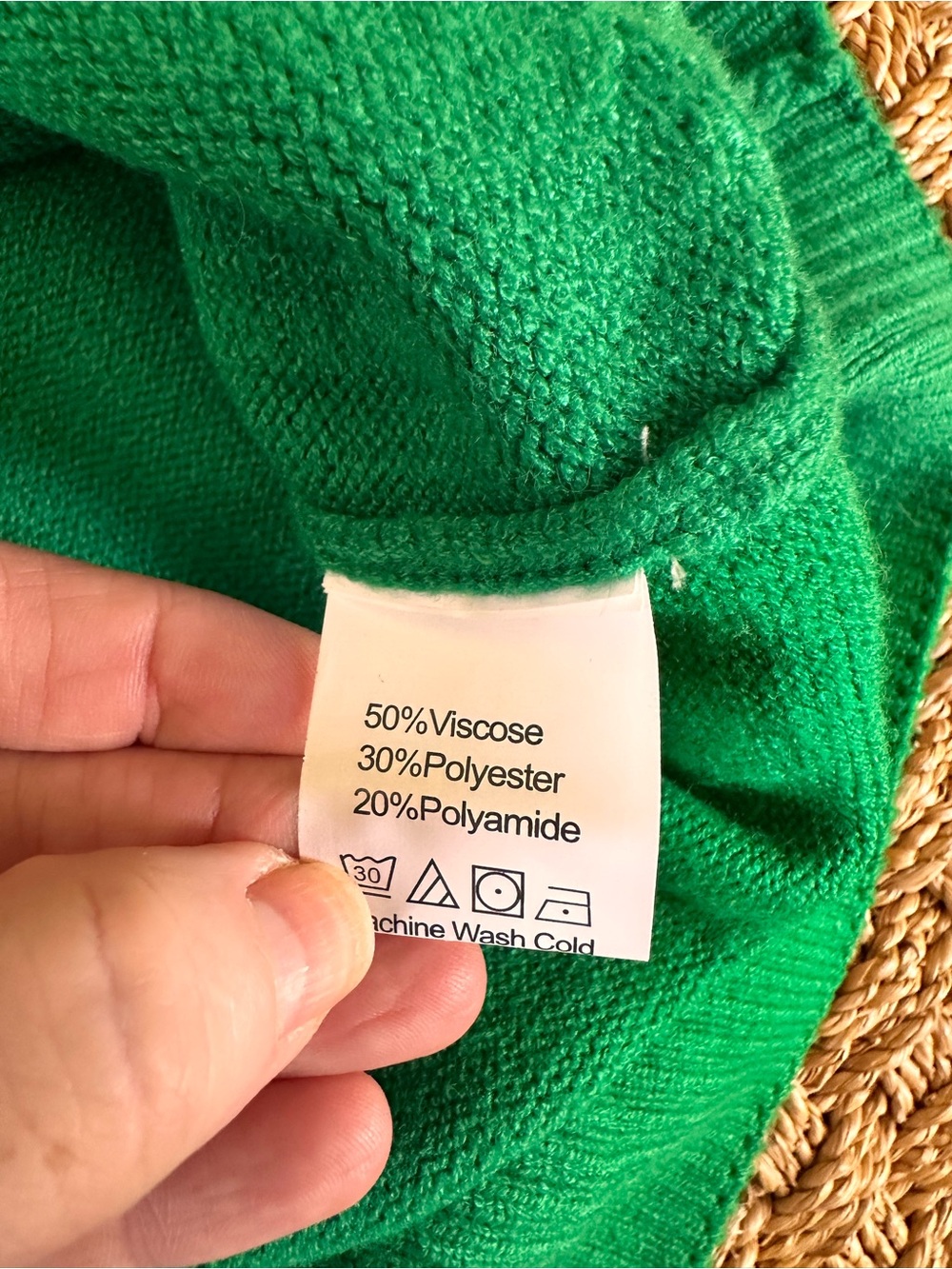 Classic Green Turtleneck Knit Sweater - Women's Cozy Pullover Size Small - Picture 6 of 7
